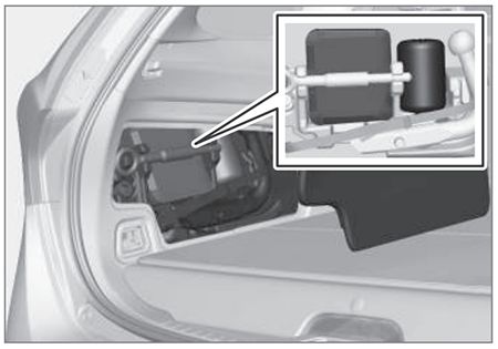 Volvo V60 Twin Engine (2016-2018): Localização da caixa de fusíveis